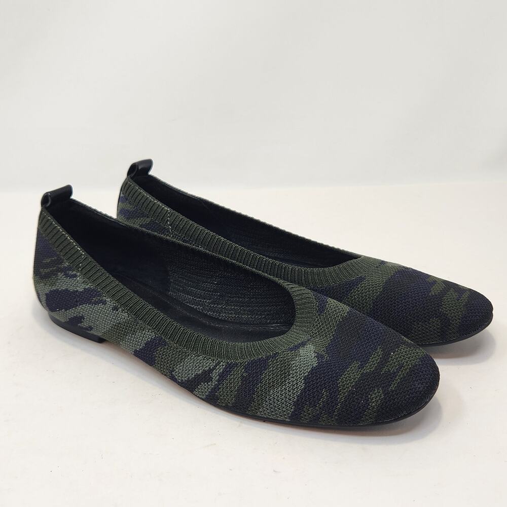 Sanctuary Womens Social Camo Ballet Flats Size 7.5 M Slip On Shoes Green Black